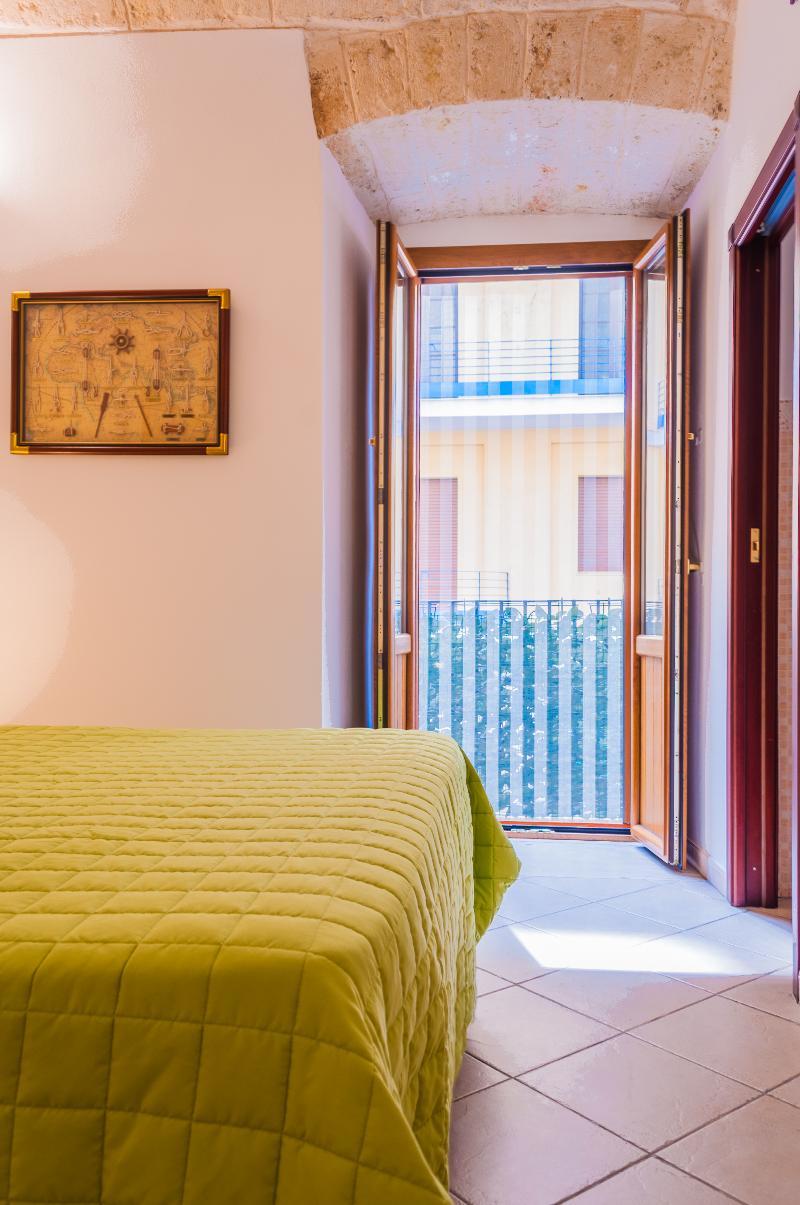Melo Accommodations Apartment Abbrescia Bari Exterior photo